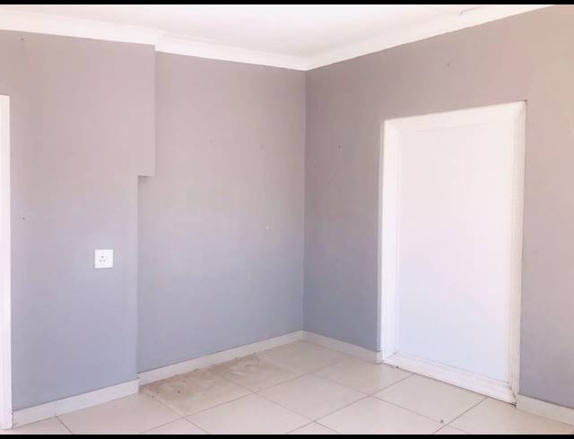 12M² OFFICE TO LET IN DALVIEW
